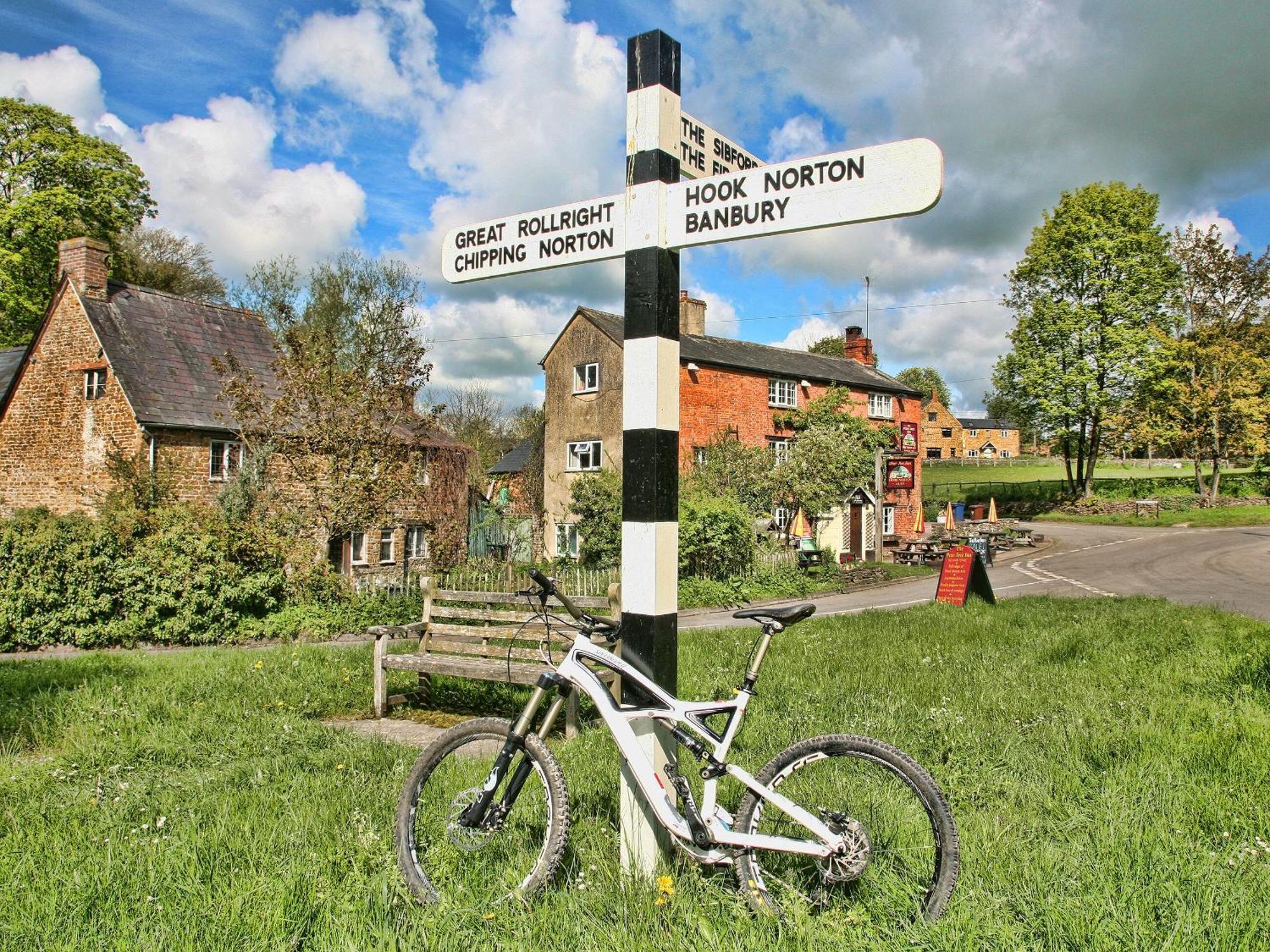 Squirrel Cottage Hook Norton Exterior photo